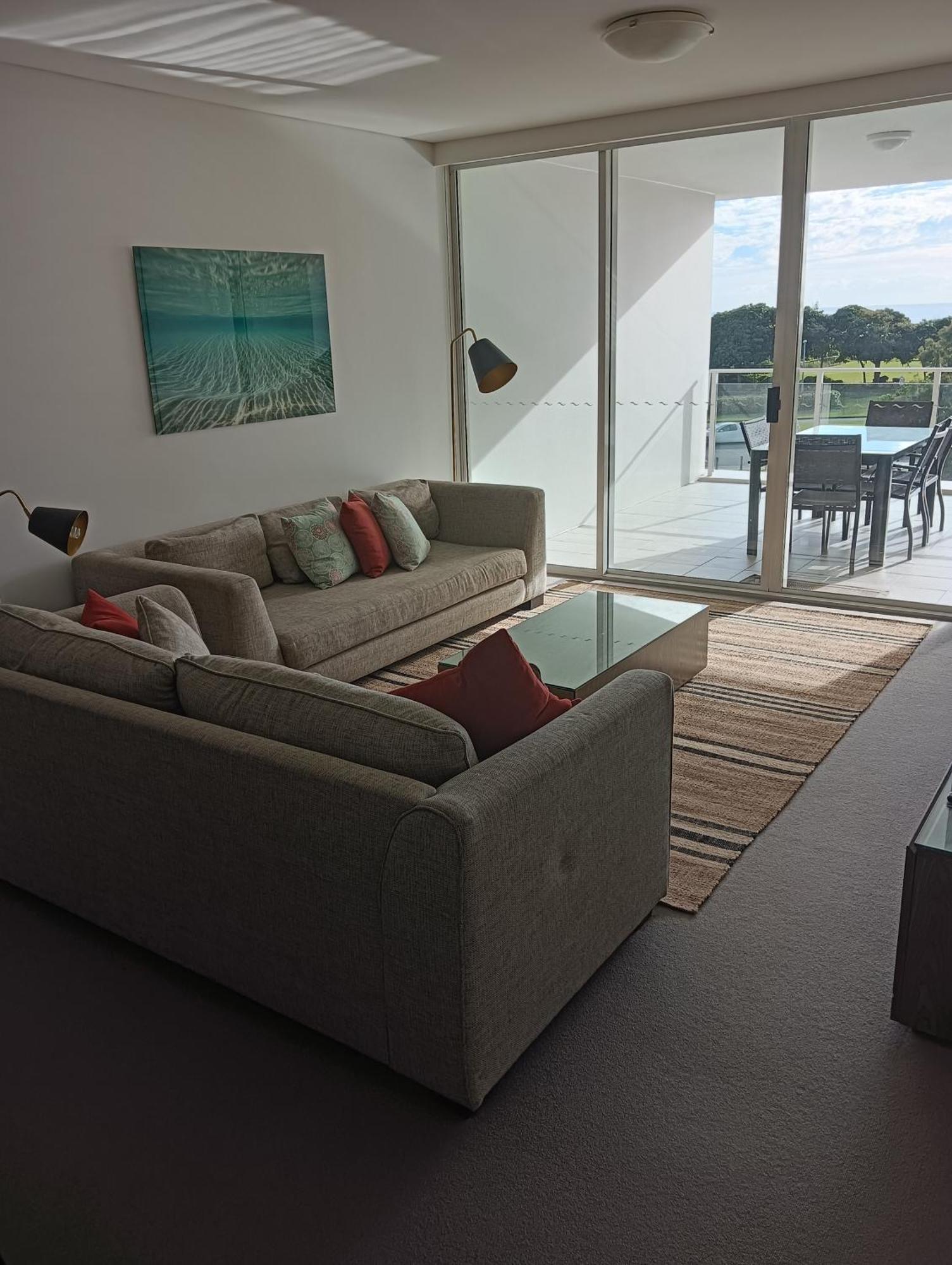 Kirra Surf Aparthotel Gold Coast