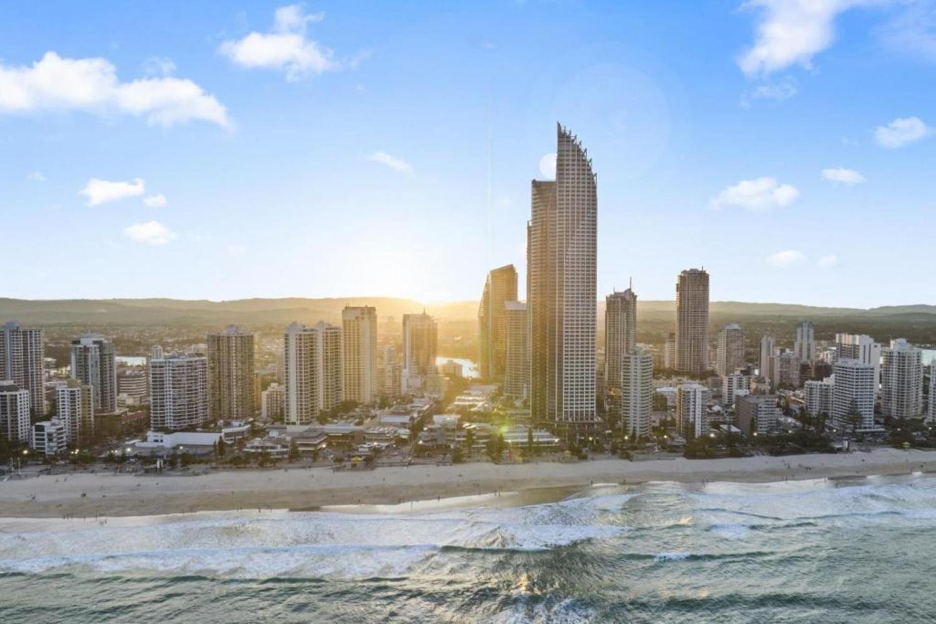 The Surfers Paradise - Dual Key Apartment