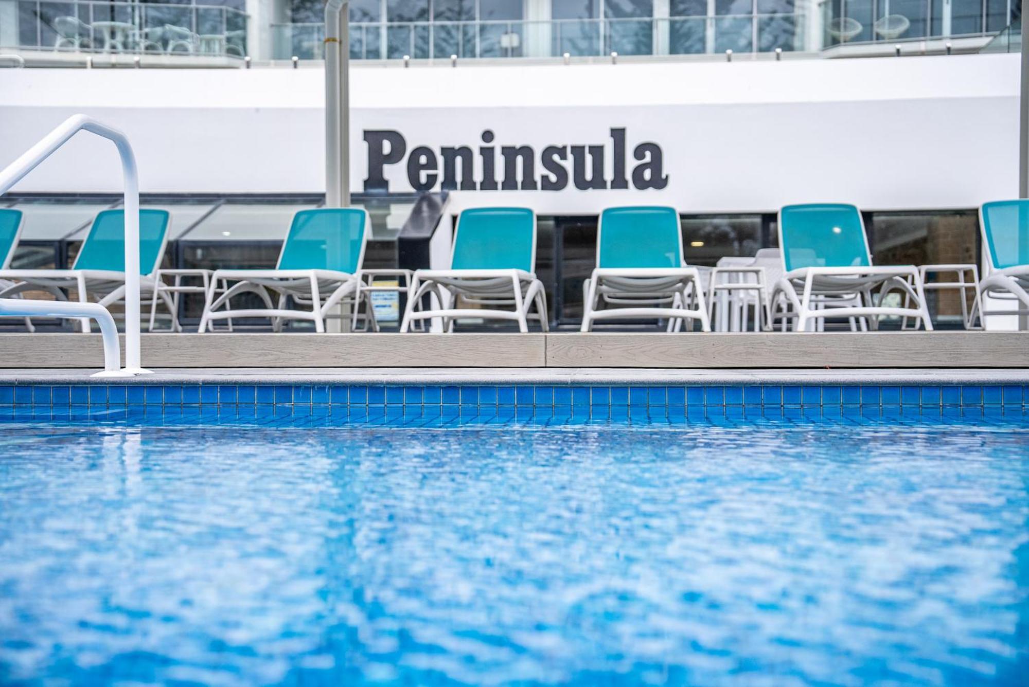 Peninsula Surfers Paradise Apartamento *