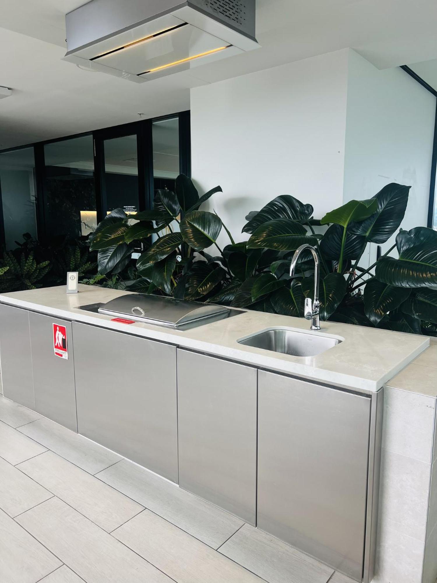 Luxury Casino 1b At Broadbeach *