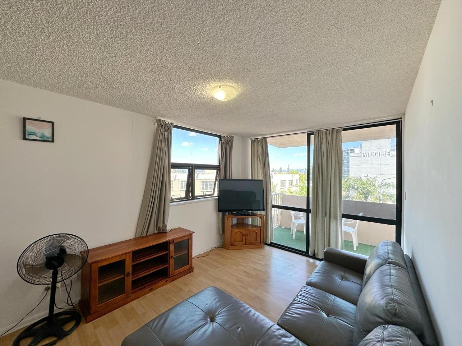 Surfers Private Apartment Gold Coast