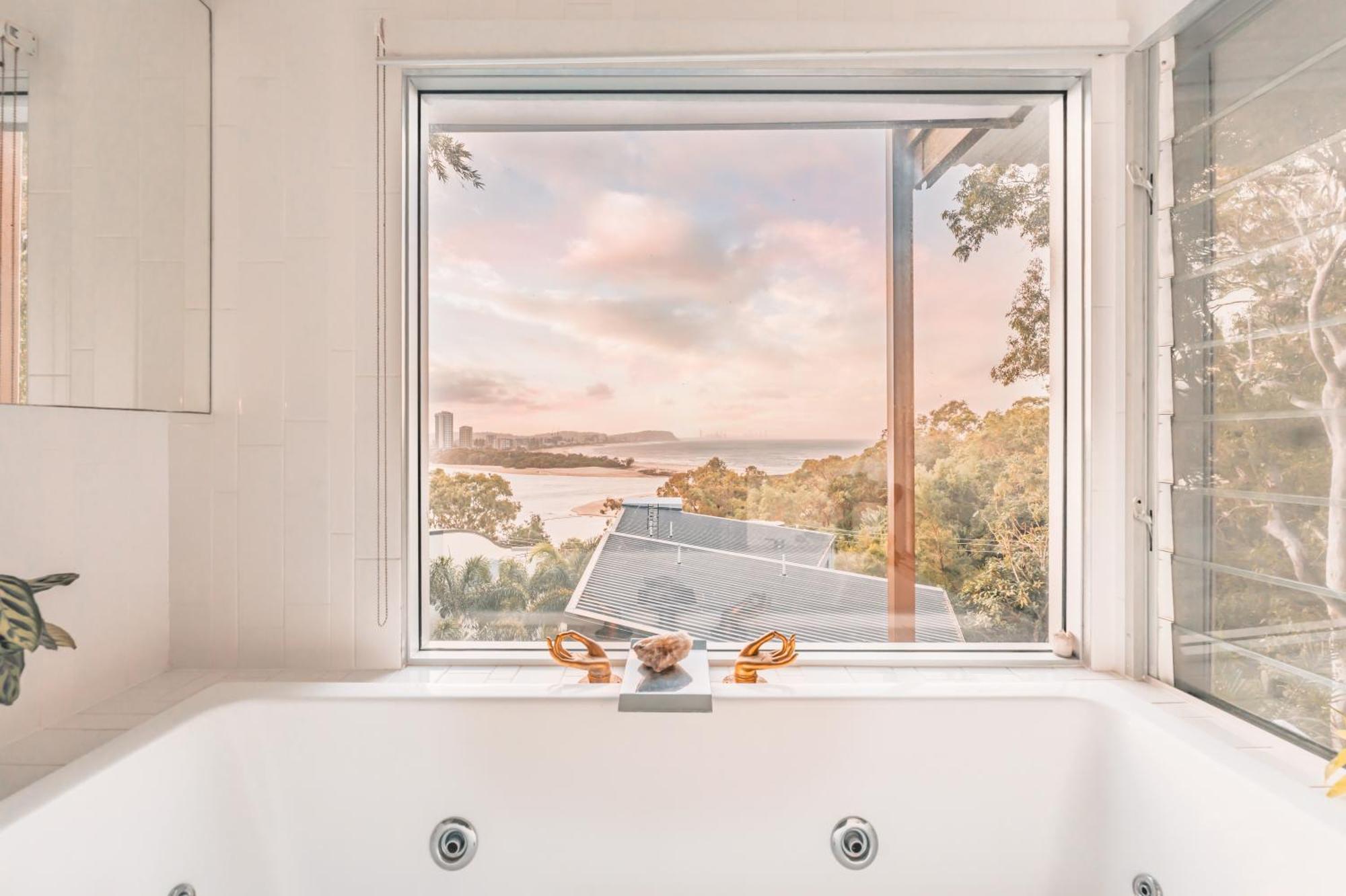 The Currumbin Treehouse - Sauna Icebath Floattank Pool Villa Gold Coast