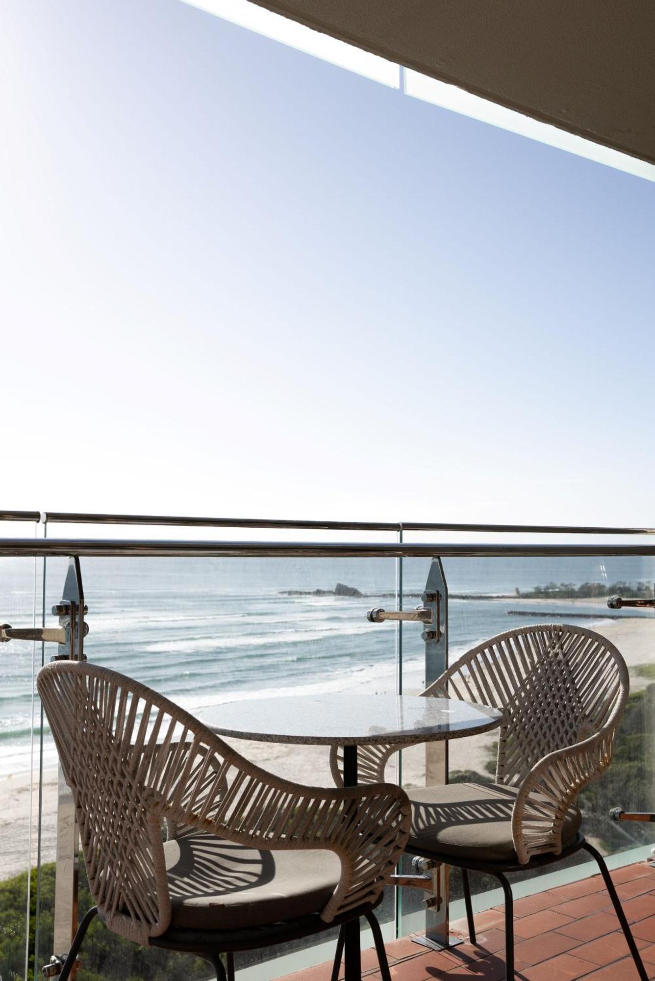 Ocean Front Escape On Palm