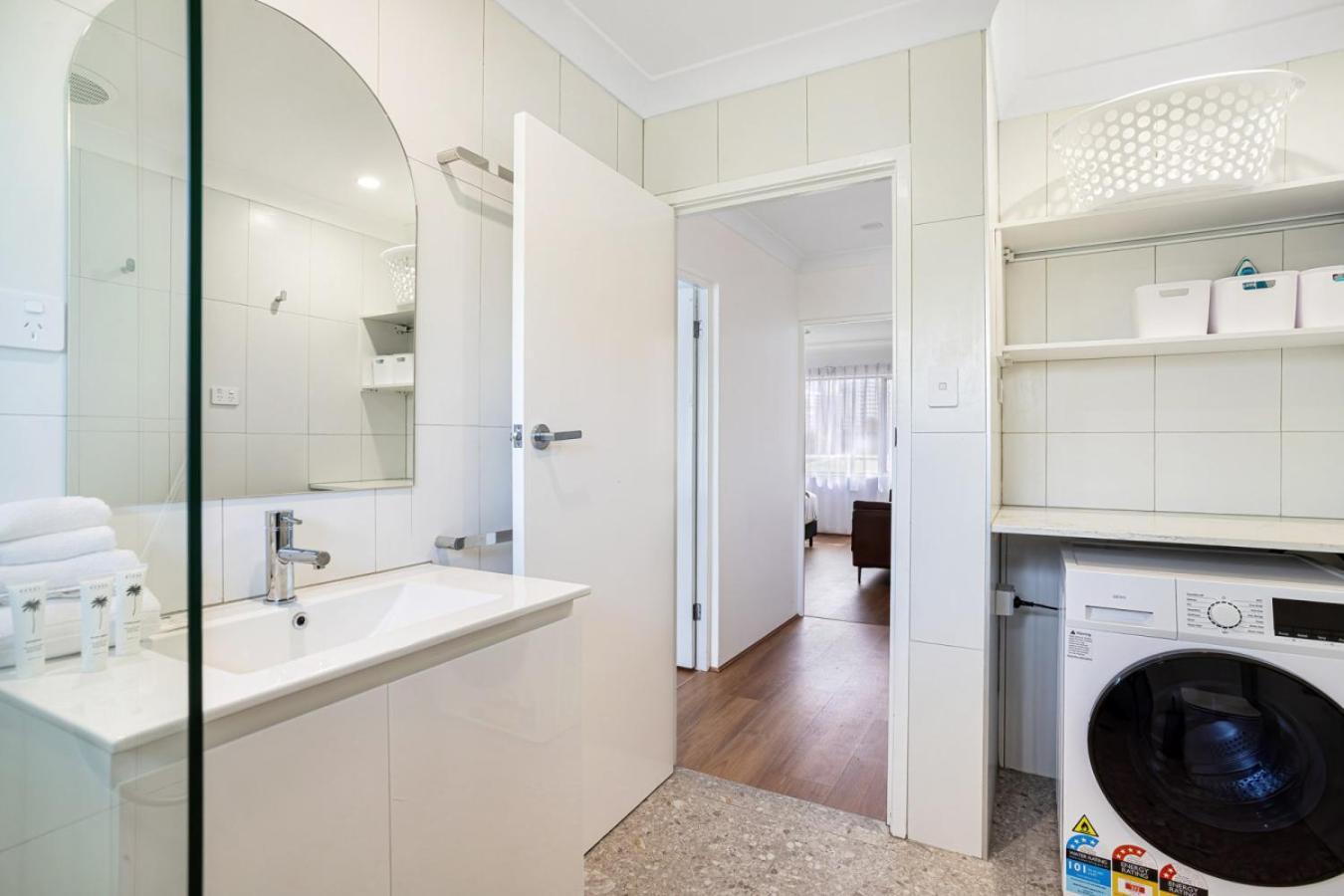 Apartment Surfers Paradise Sanctuary