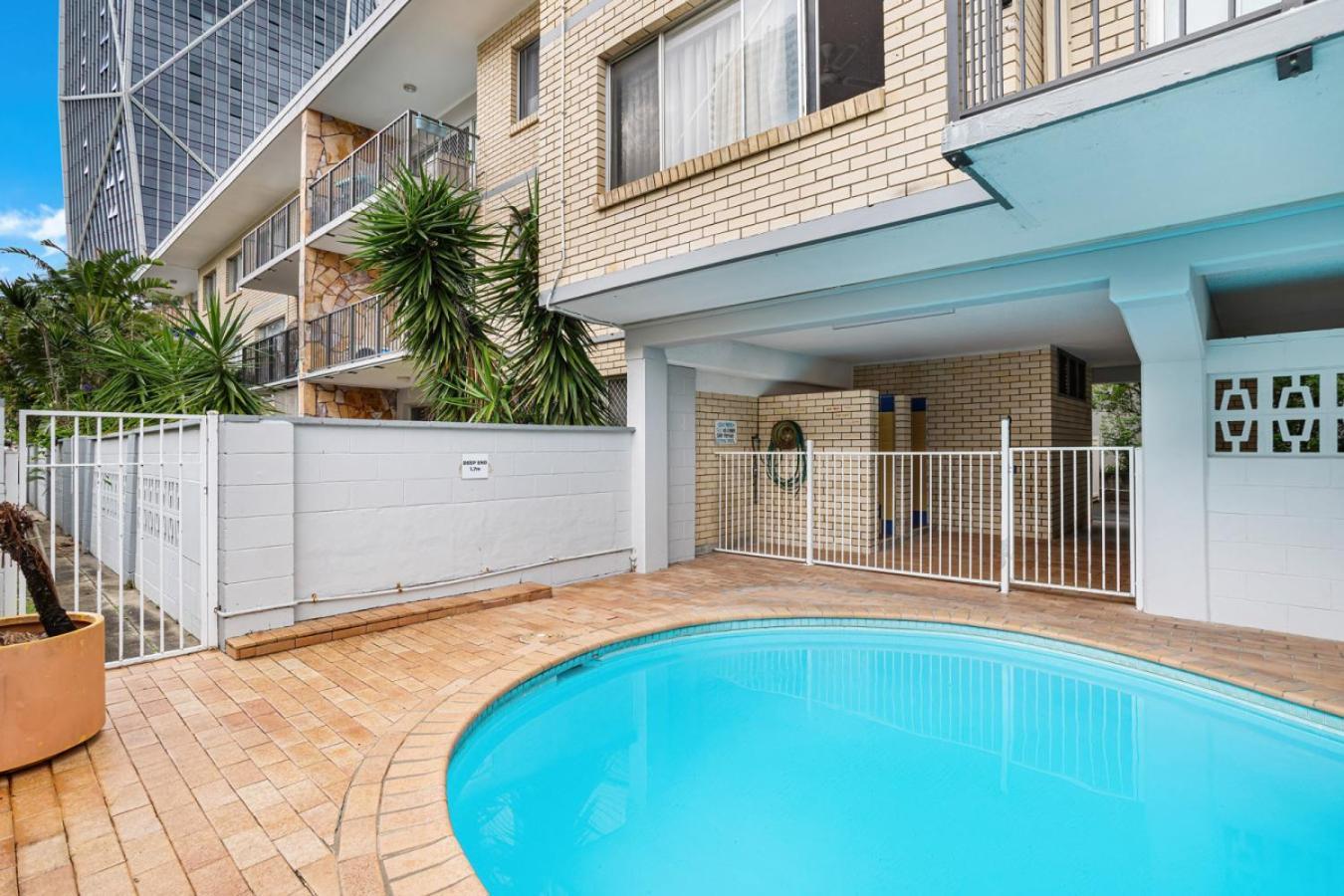Surfers Paradise Sanctuary Apartment *