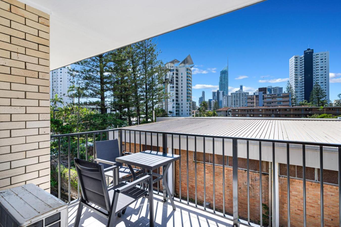Apartment Surfers Paradise Sanctuary *