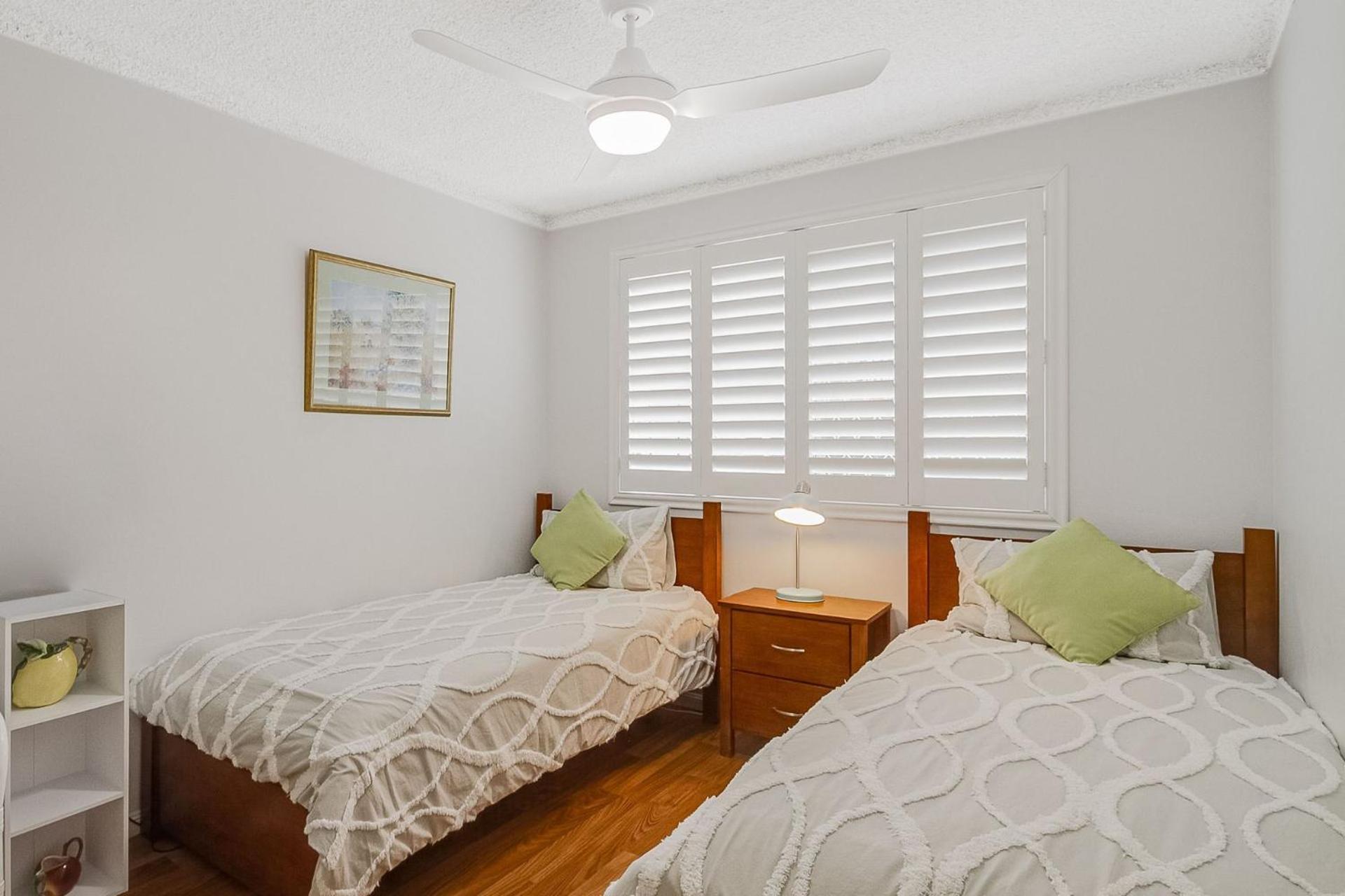 Kirra Beachside Apartment *