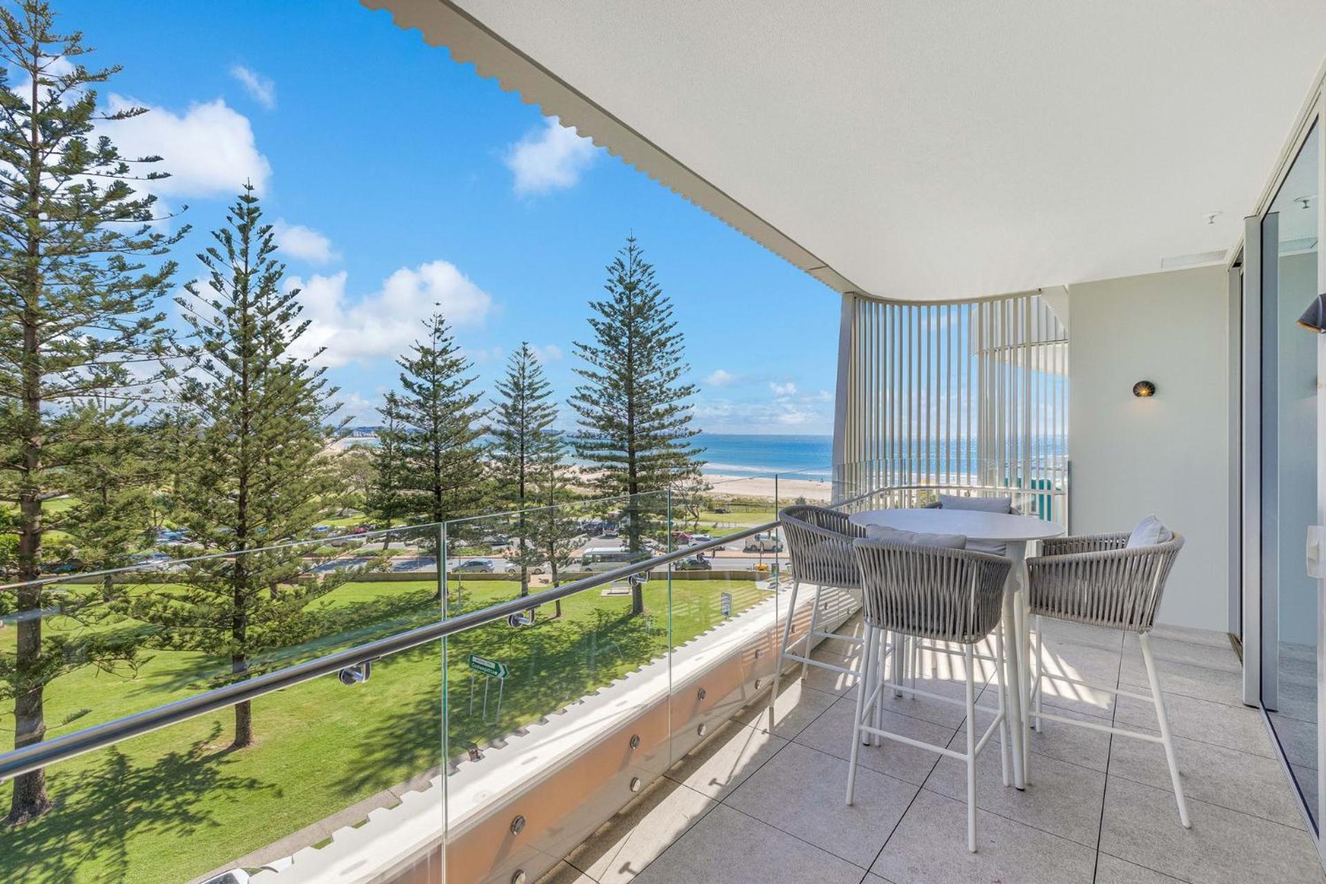 Miles At Kirra Unit 409 * Gold Coast