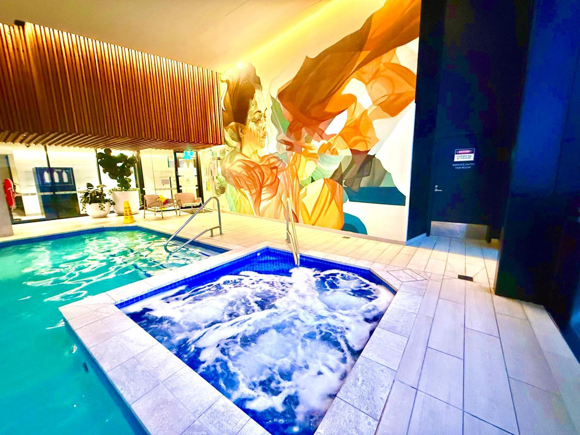 Apartment Star Residences Tower - Statement Vogue Themed Gold Coast