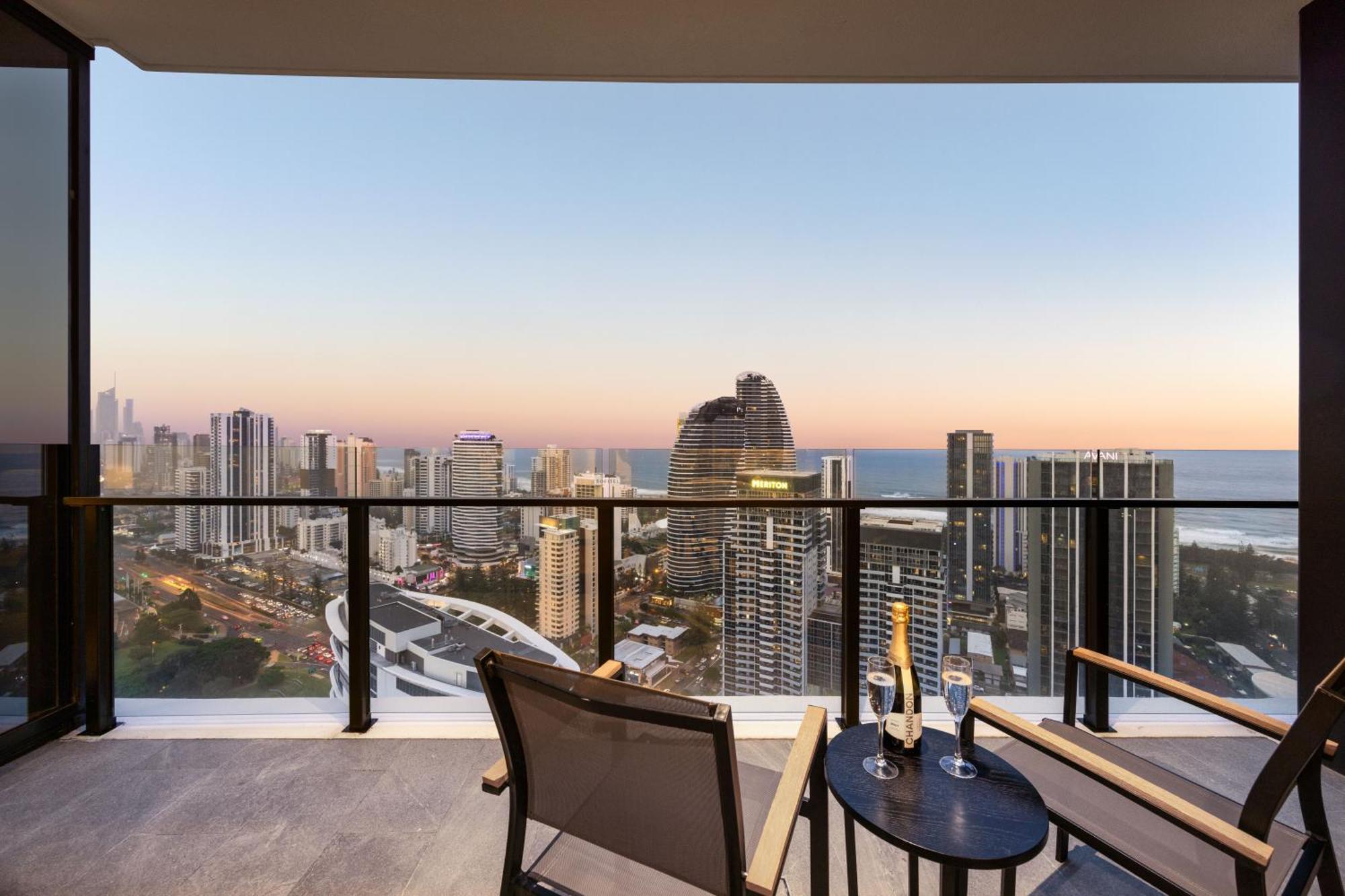 Star Residences Tower - Statement Vogue Themed Apartment *