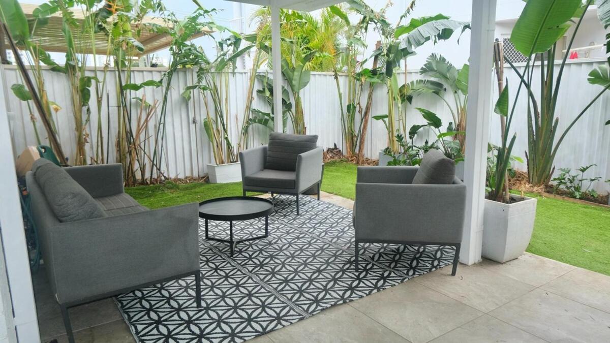 Coolangatta Surf & - Townhouse - Pet Friendly * Gold Coast