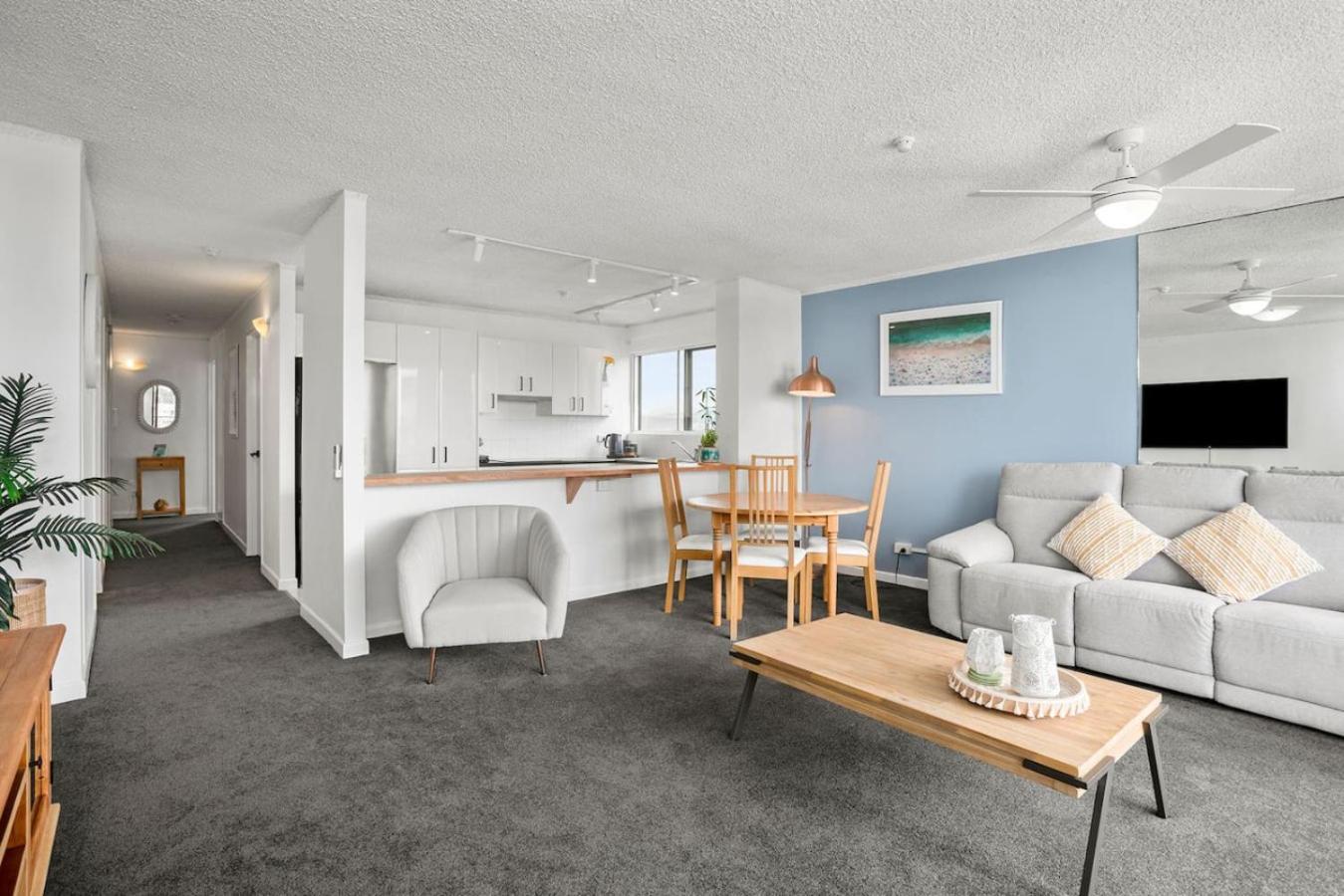 Apartment Horizons In Burleigh Views Car Park *