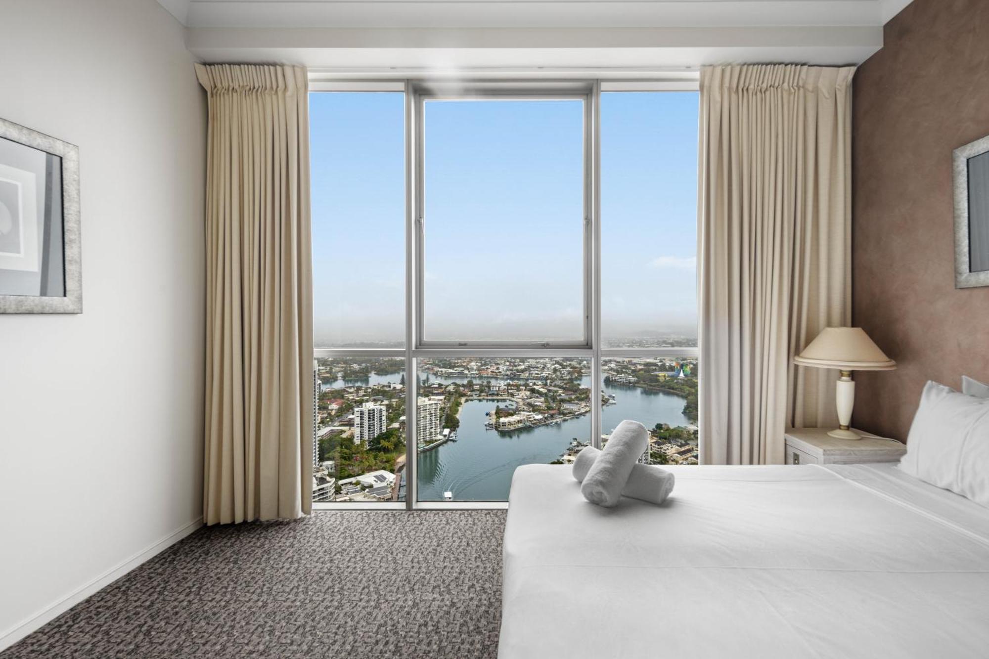 Chevron Renaissance - Private Apartment Gold Coast