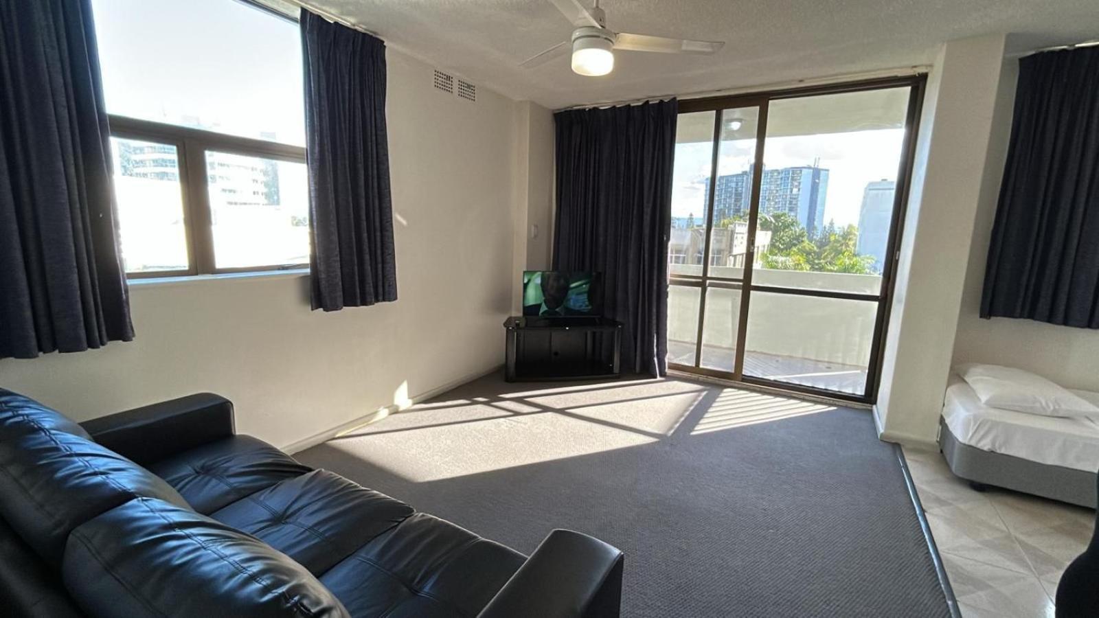 Surfers Private Apartment Gold Coast