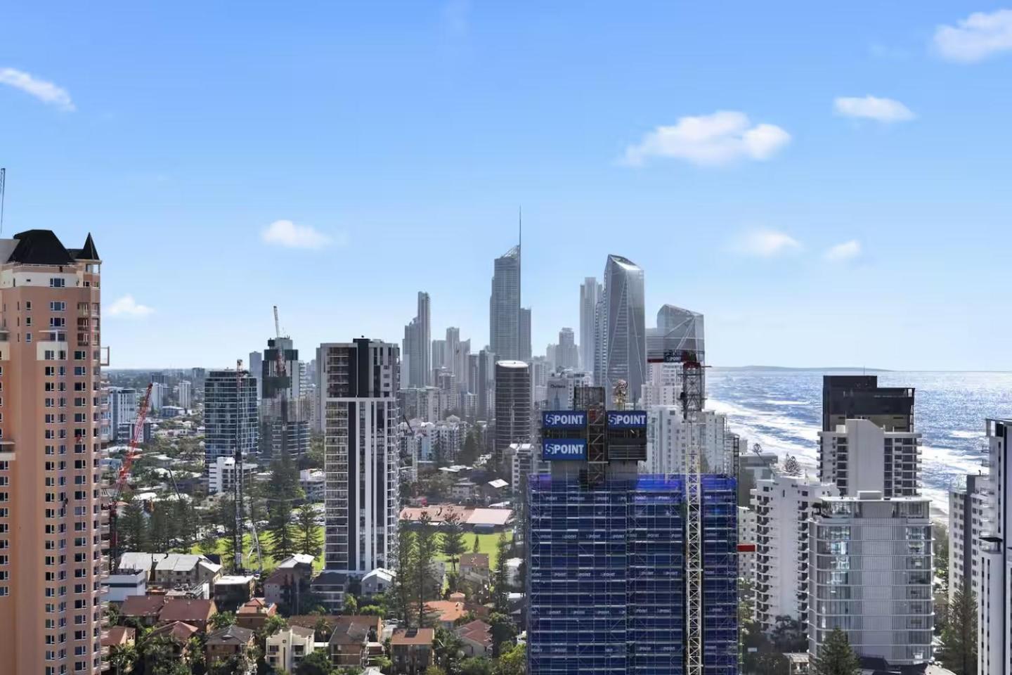 Haven, 28th Floor Ocean Views Apartment
