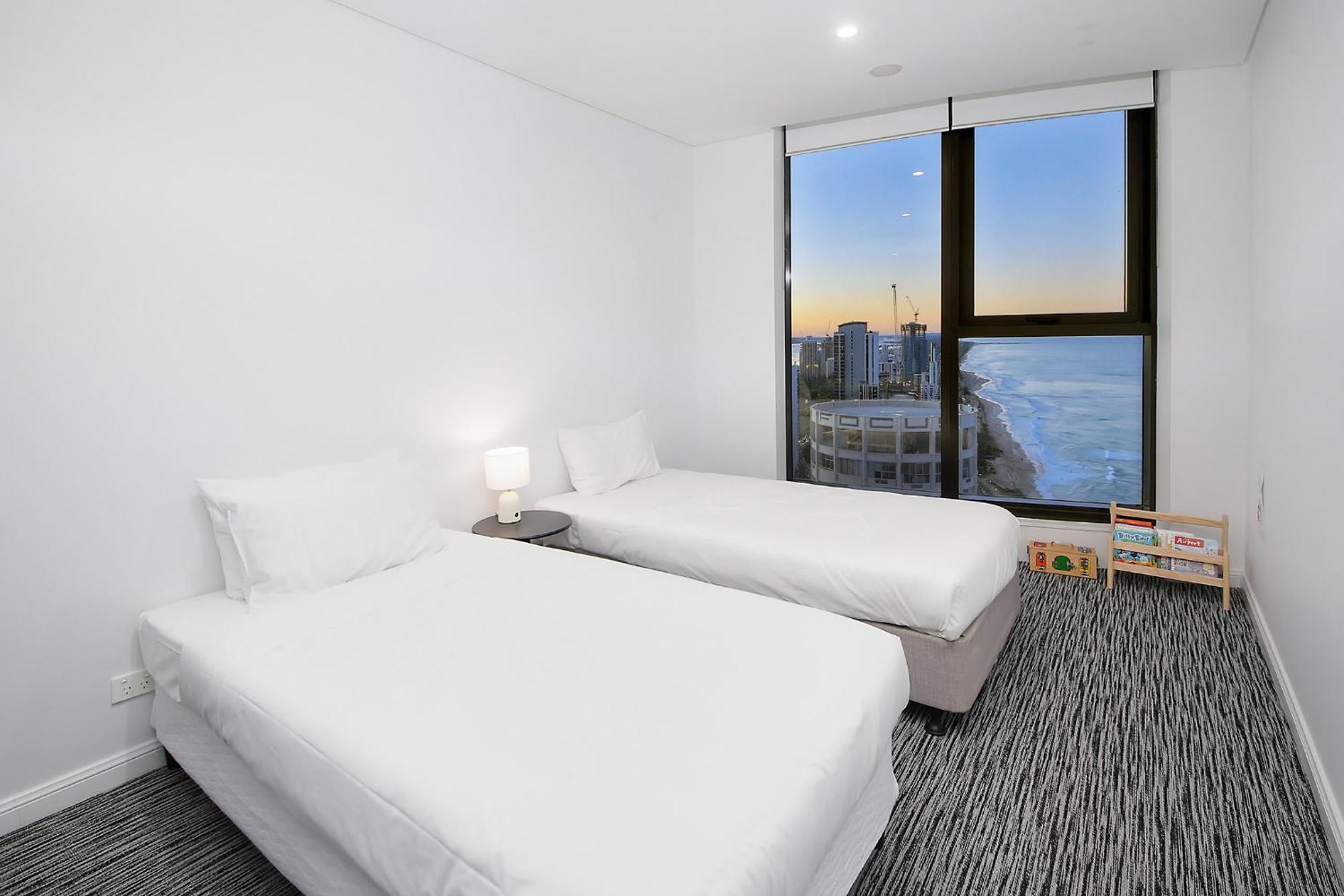 Apartment The View With 3br, 2 Bath, Free Parking Gold Coast