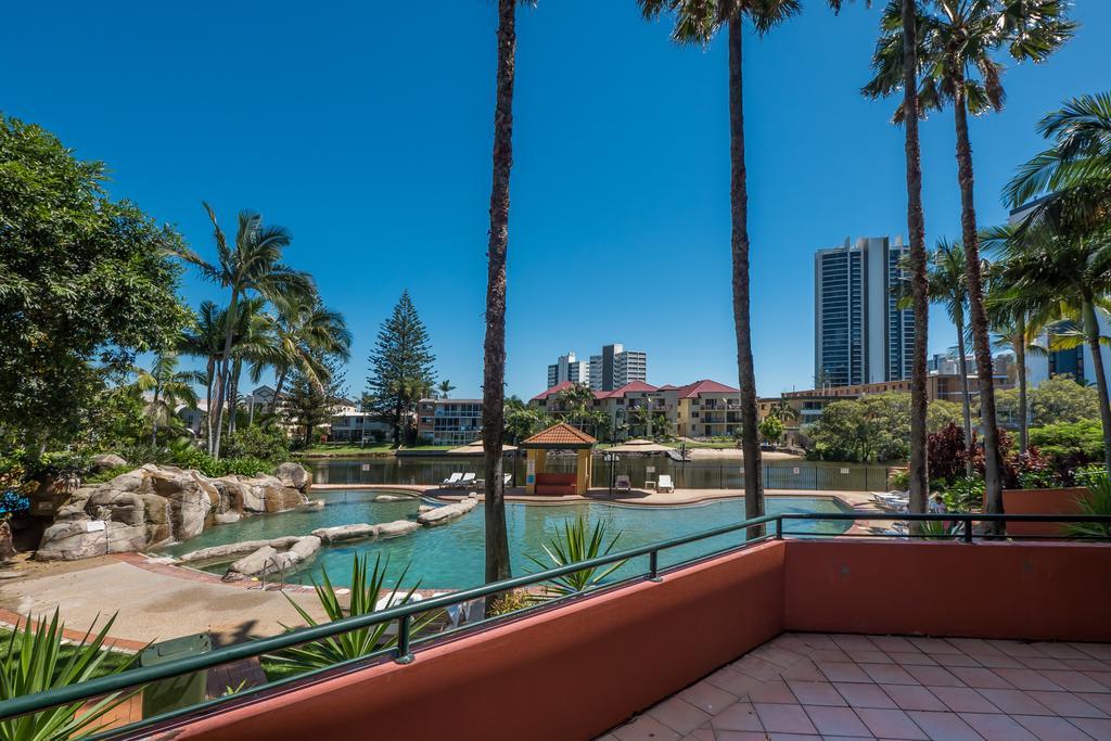 Paradise Island Resort Gold Coast