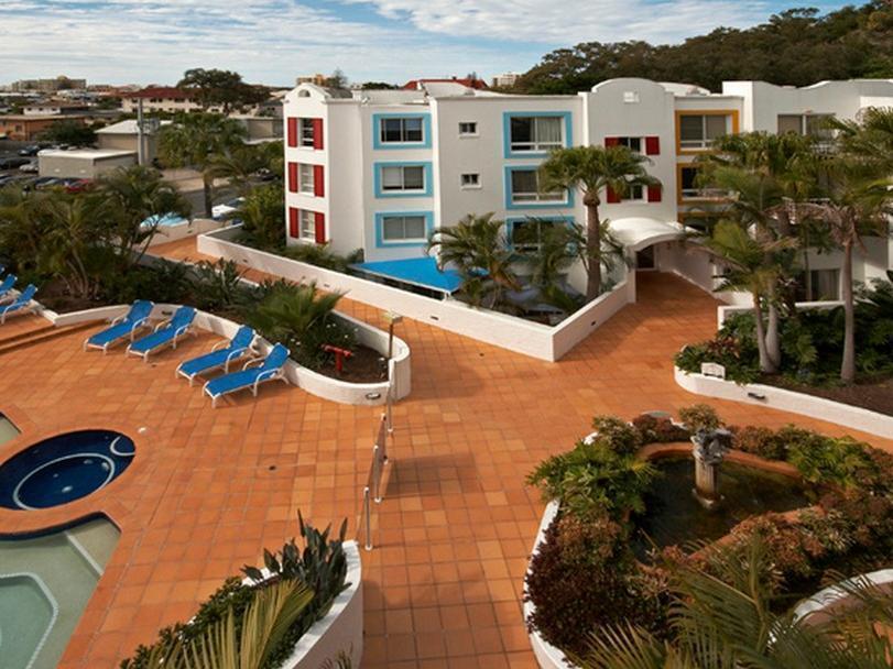 Aparthotel Santorini By The Sea 3*