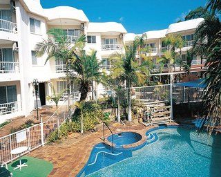 Golden Shores Club