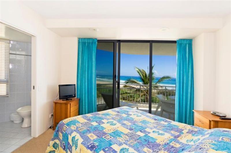 Aparthotel Oceanside - Absolute Beachfront 4*
