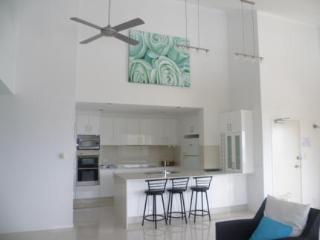 Aparthotel The Hill Currumbin Gold Coast