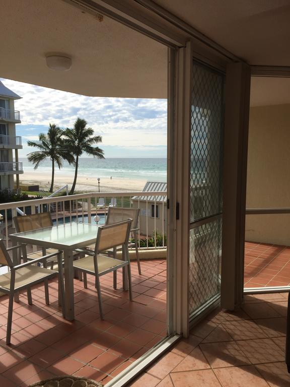Aparthotel Crystal Beachfront 3*