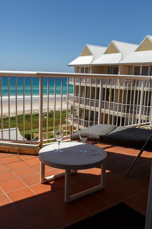 Aparthotel Crystal Beachfront 3*