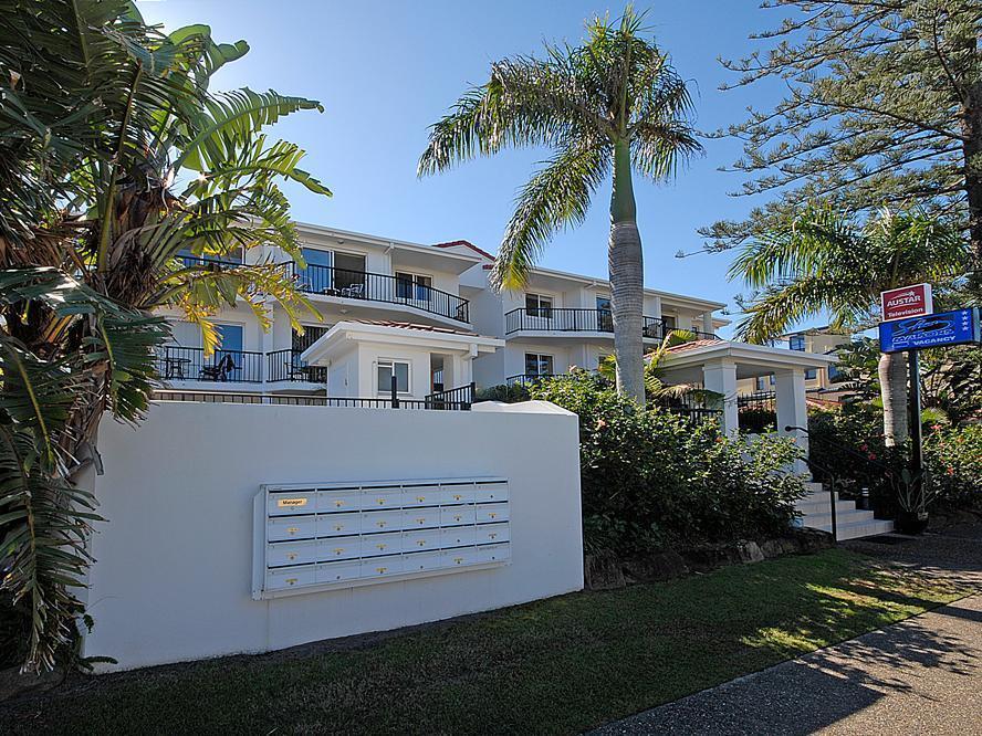 Apartment Shaz Maisons *