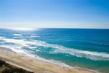 Chateau Beachside Resort 3*
