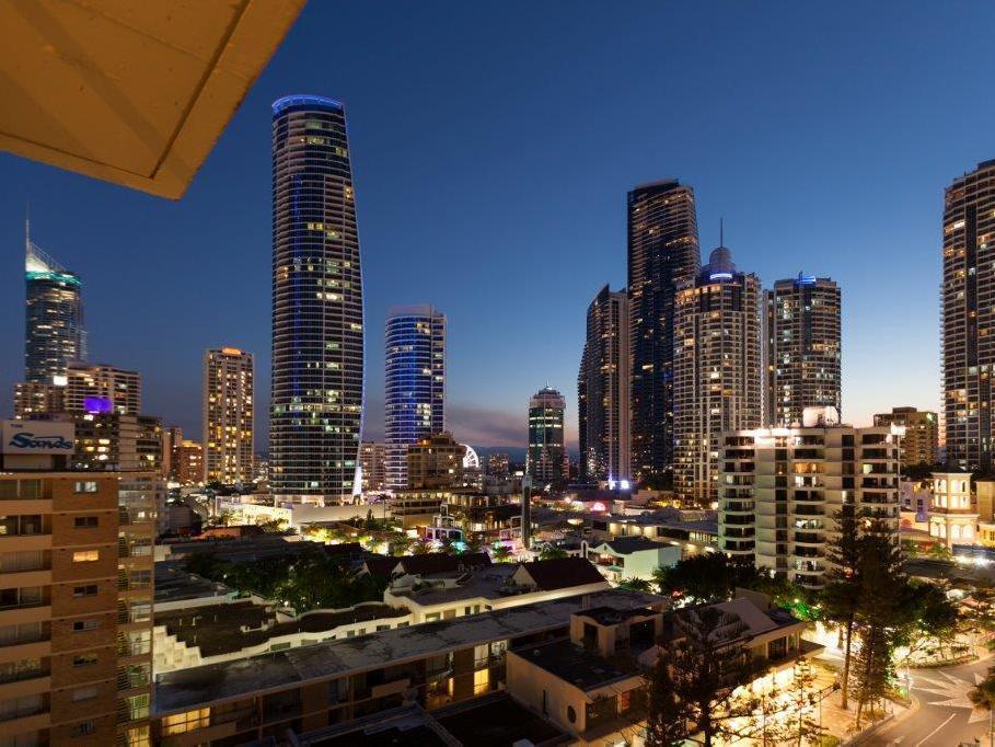 Chateau Beachside 3* Gold Coast