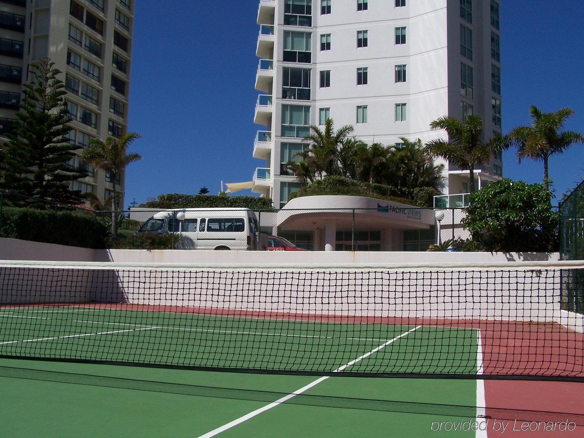 Pacific Views Aparthotel 4*