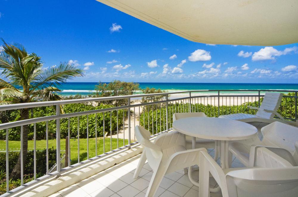 Oceanside - Absolute Beachfront 4* Gold Coast