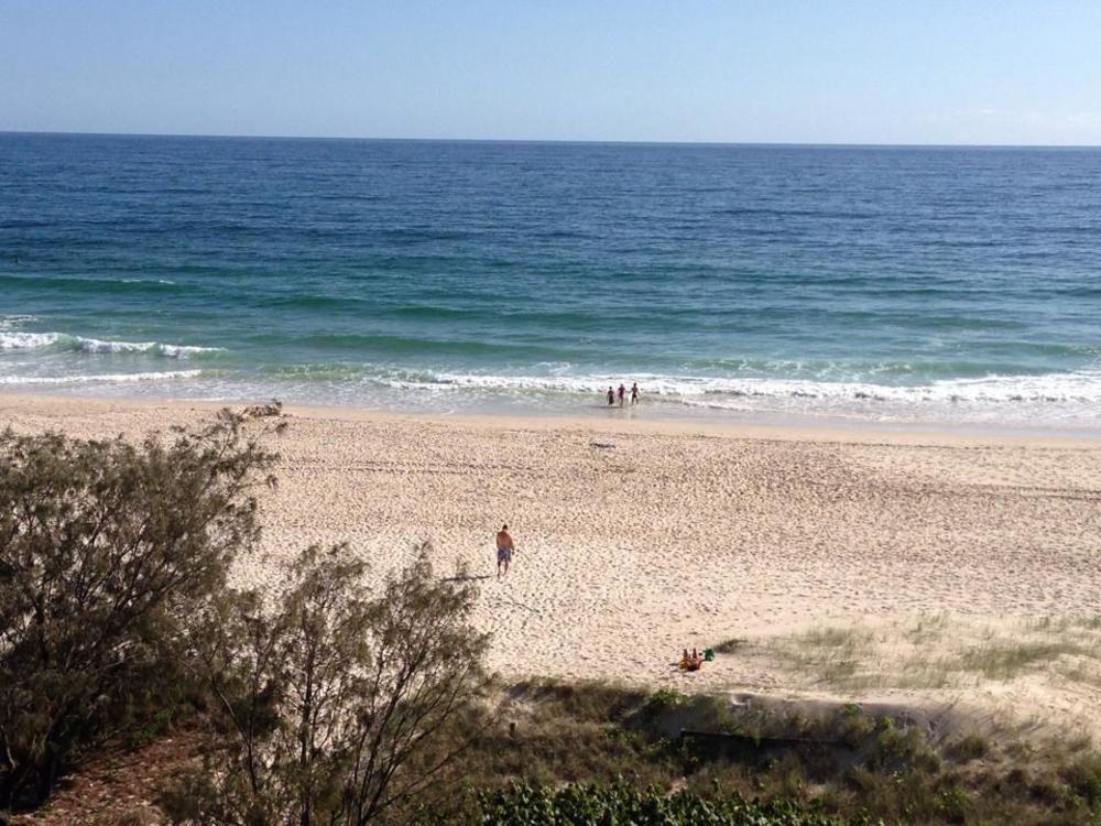 Oceanside - Absolute Beachfront Aparthotel Gold Coast