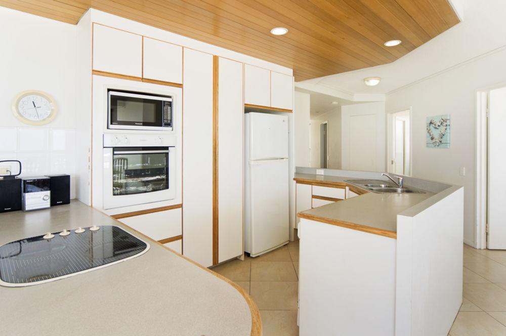 Oceanside - Absolute Beachfront Aparthotel Gold Coast