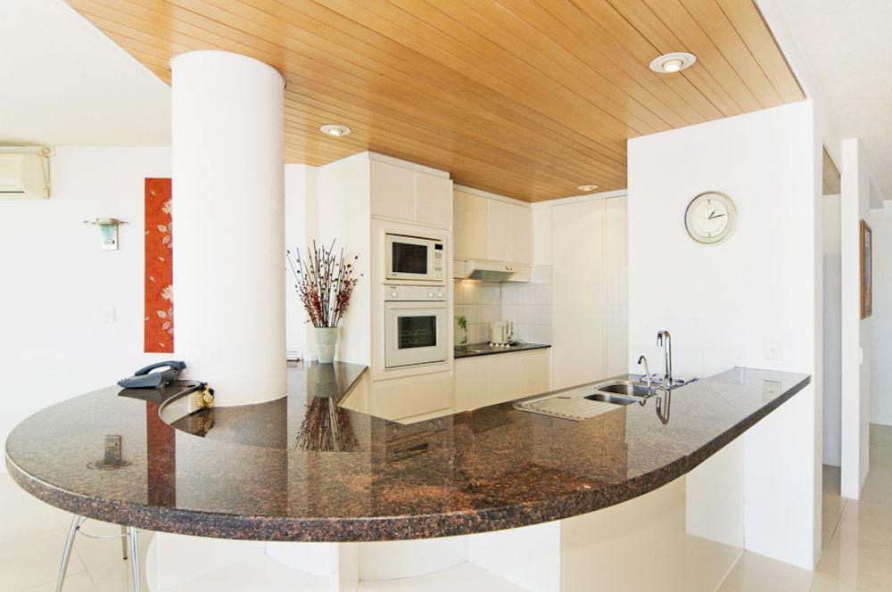 Oceanside - Absolute Beachfront Aparthotel Gold Coast