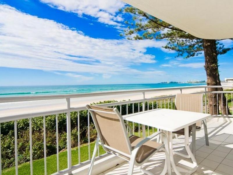Oceanside - Absolute Beachfront Aparthotel Gold Coast