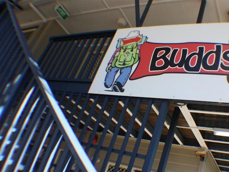 Budds In Surfers Backpackers Gold Coast