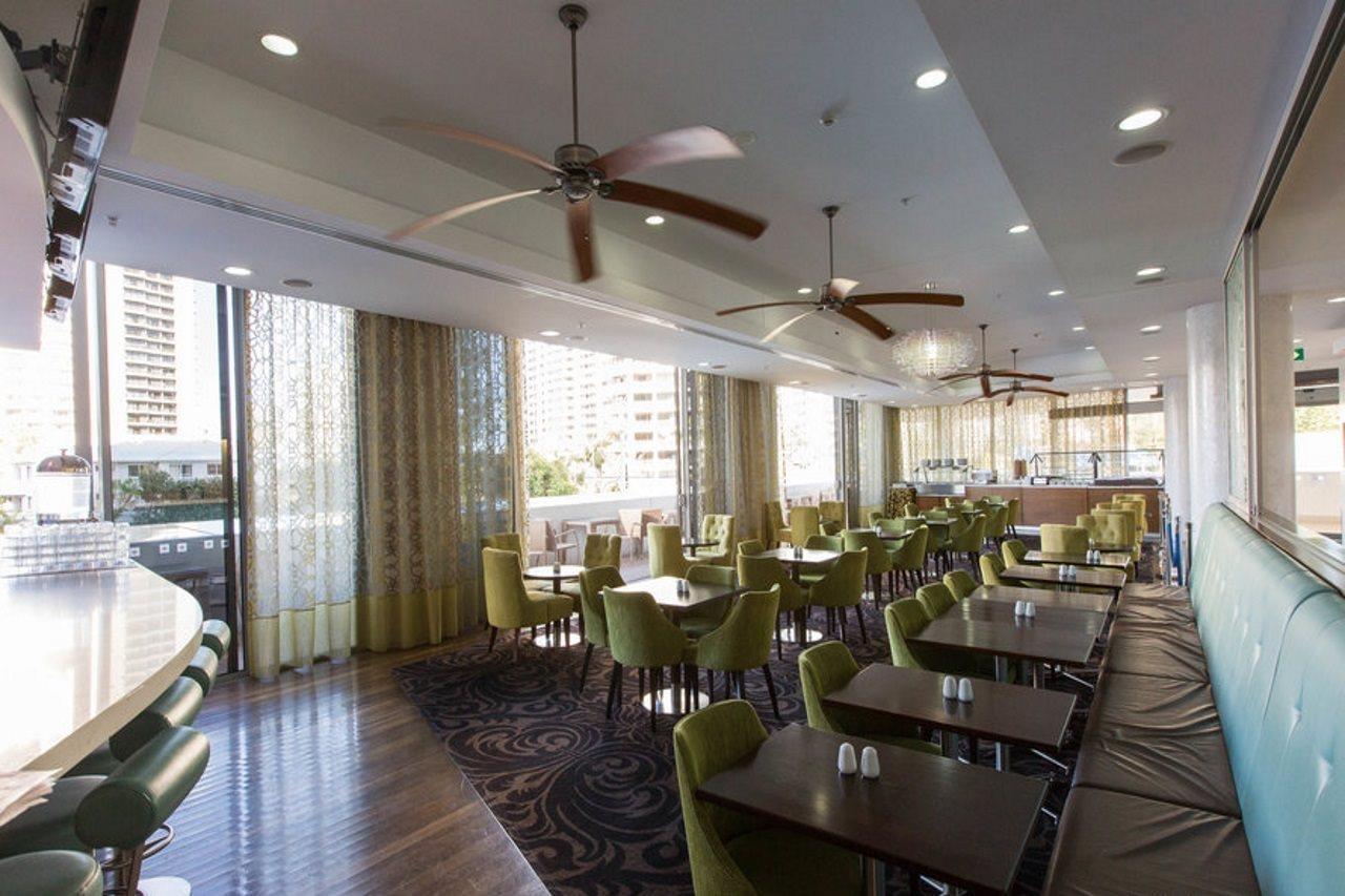 Aparthotel Wyndham Surfers Paradise 4*