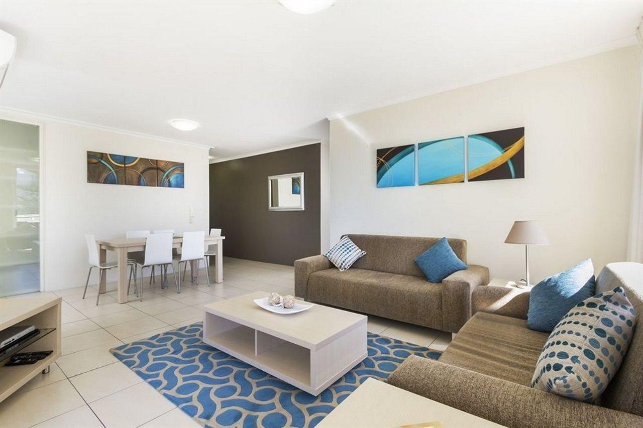 Carlton Aparthotel 3*