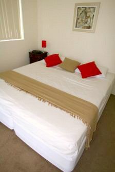 Emerald Surfers Paradise Shared *