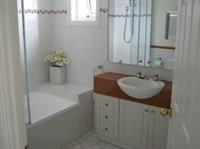 Broadbeach 4*