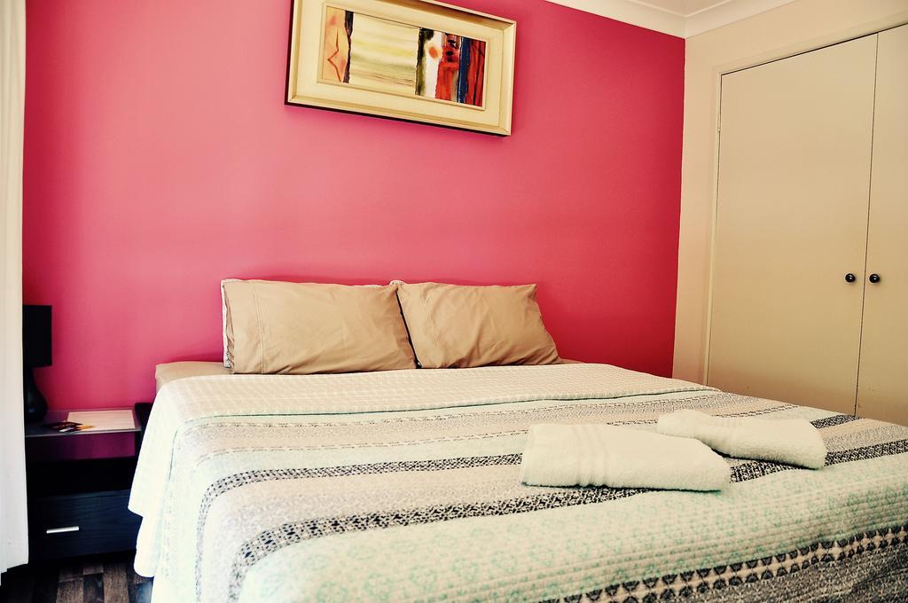 Tl Warmest * Gold Coast