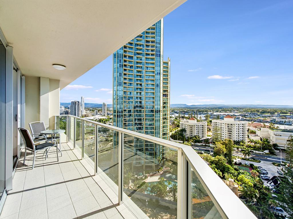 Apartment Surf 150