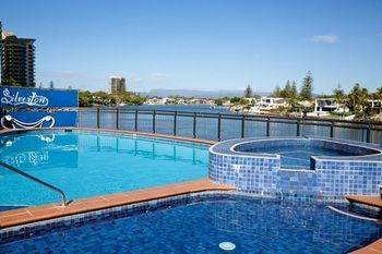 Silverton Surfers Paradise