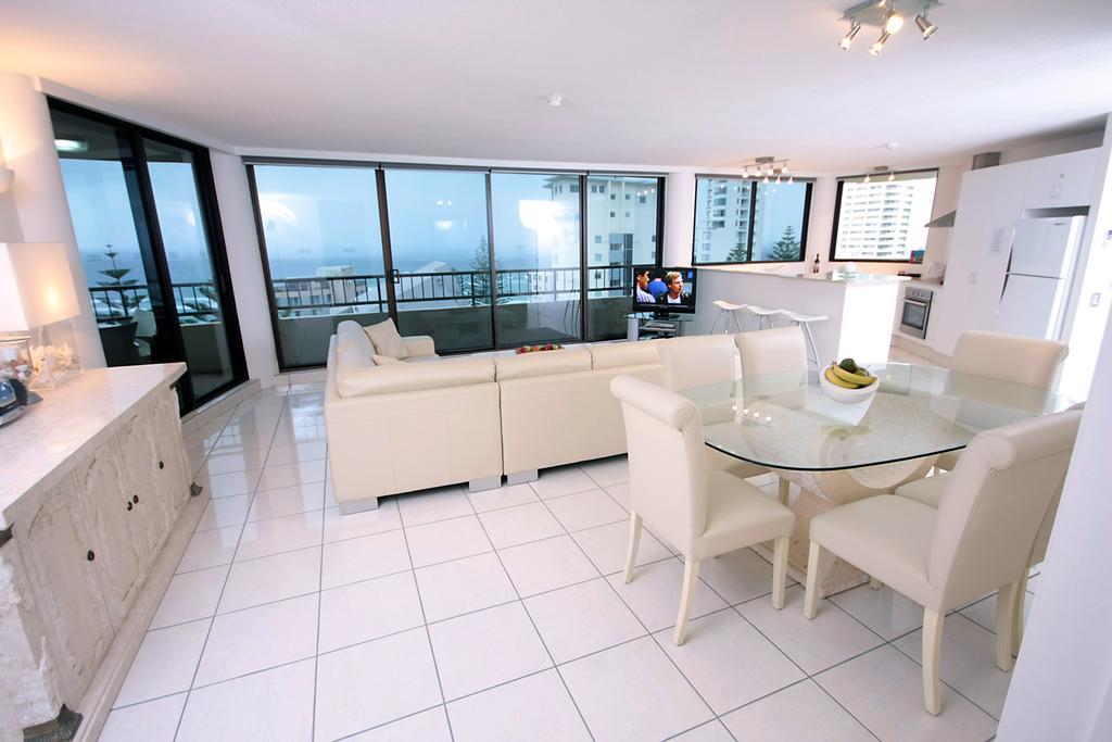 Aparthotel The Regent 4*