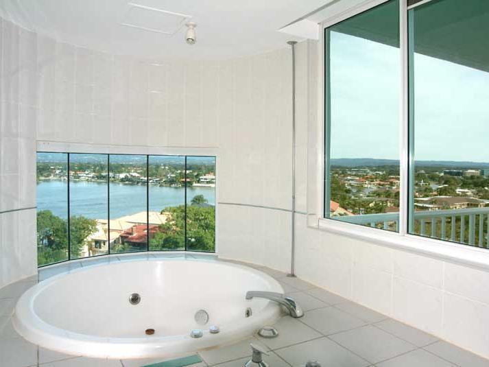 Hostel Emerald Surfers Paradise Shared