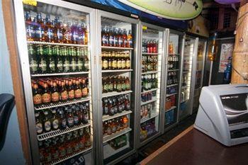Backpackers In Paradise 18-35 Hostel