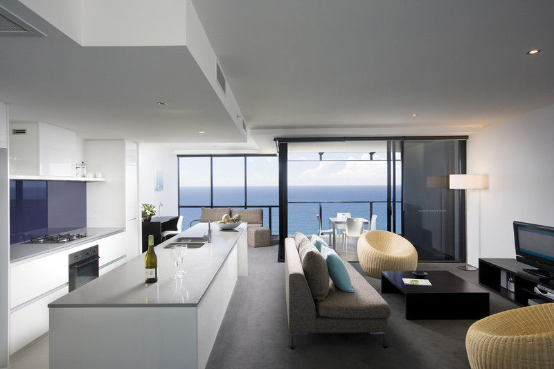 Mantra Circle On Cavill Aparthotel 4*