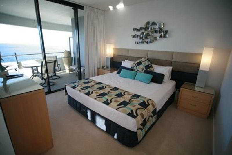The Wave 4* Gold Coast