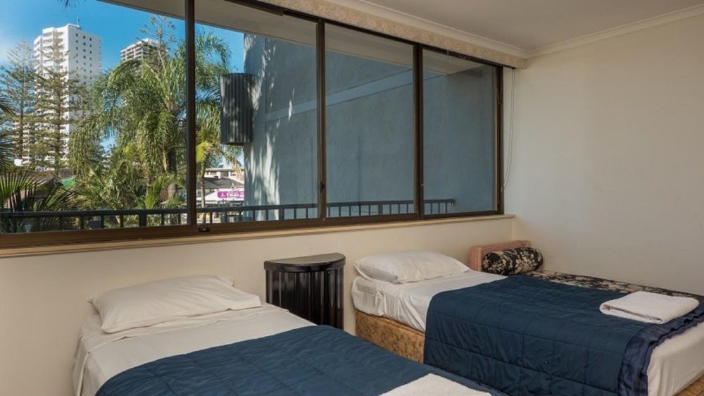 Silverton Surfers Paradise 3*